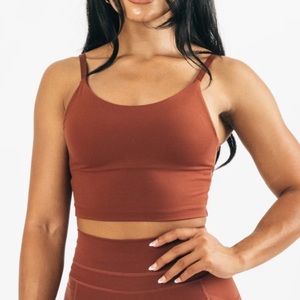 ALPHALETE Alphalux Force Crop